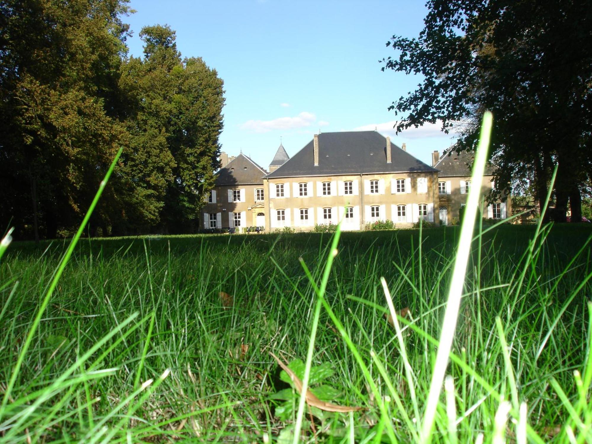 Le Chateau De Guest house Puxe