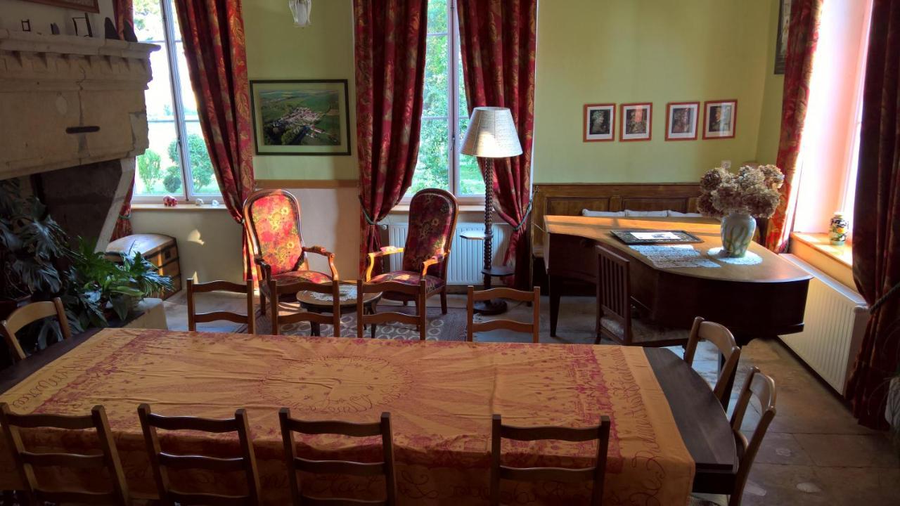 Guest house Le Chateau De 2*